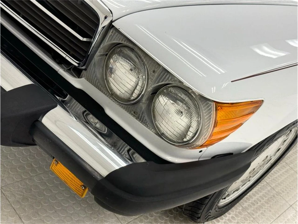1987 Mercedes-Benz R107 SL-Class - Image 10 of 31