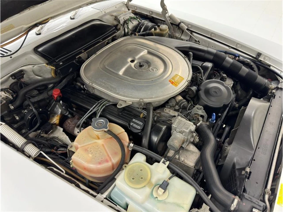 1987 Mercedes-Benz R107 SL-Class - Image 20 of 31