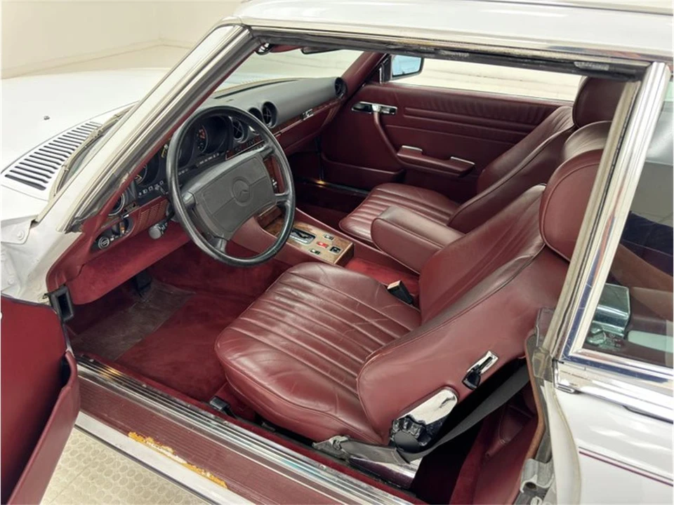 1987 Mercedes-Benz R107 SL-Class - Image 30 of 31