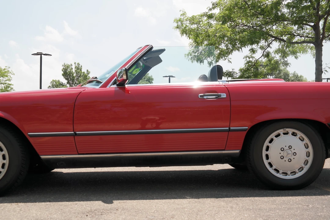 1987 Mercedes-Benz R107 SL-Class - Image 24 of 31