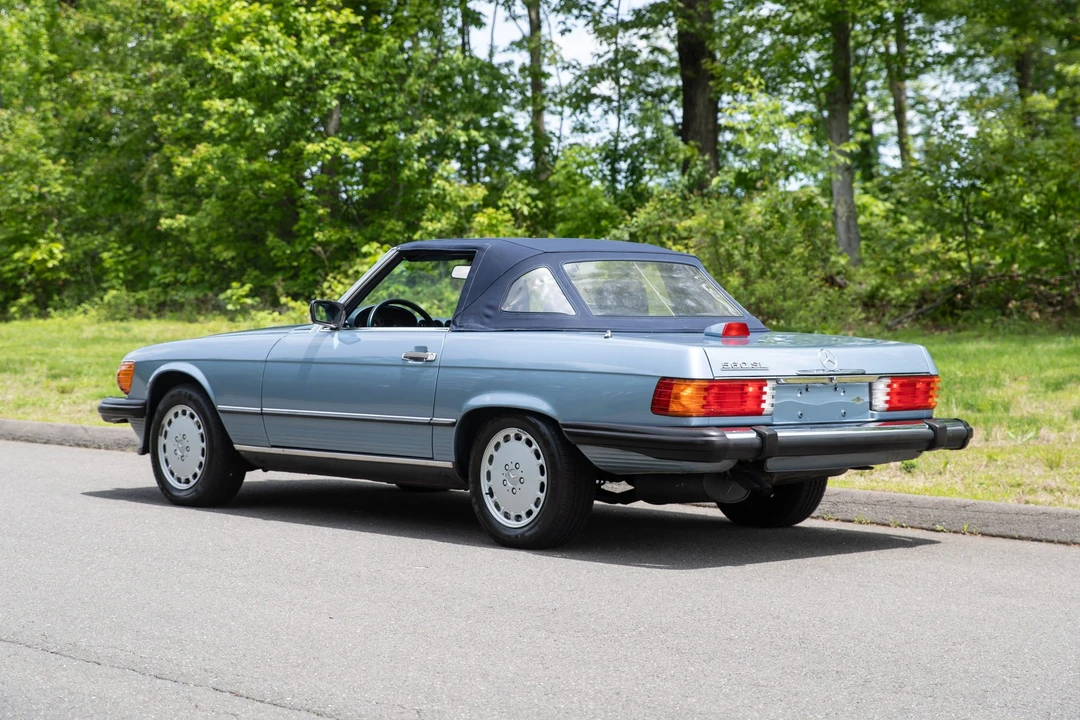 1987 Mercedes-Benz R107 SL-Class - Image 28 of 31