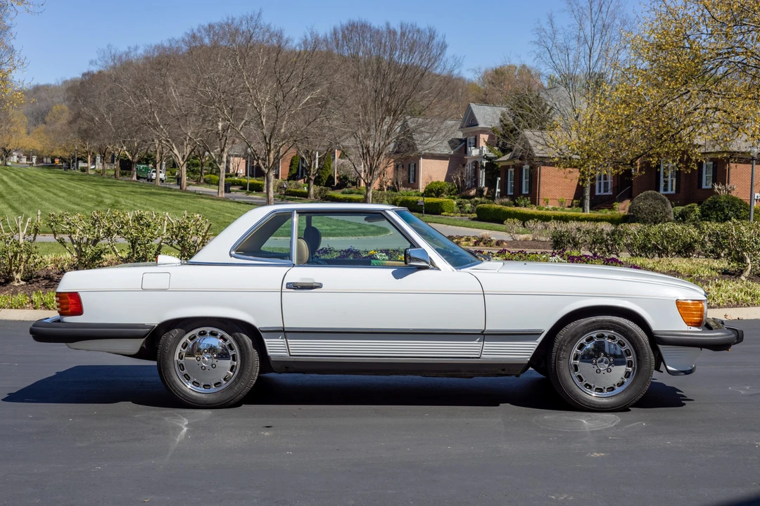 1987 Mercedes-Benz R107 SL-Class - Image 4 of 31