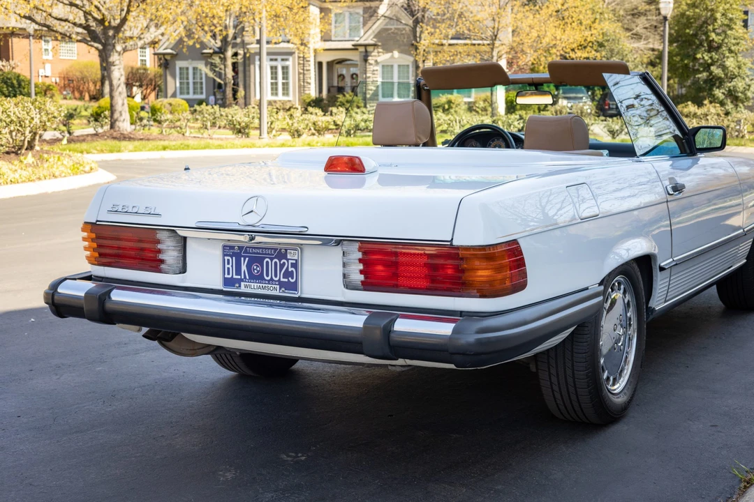 1987 Mercedes-Benz R107 SL-Class - Image 12 of 31