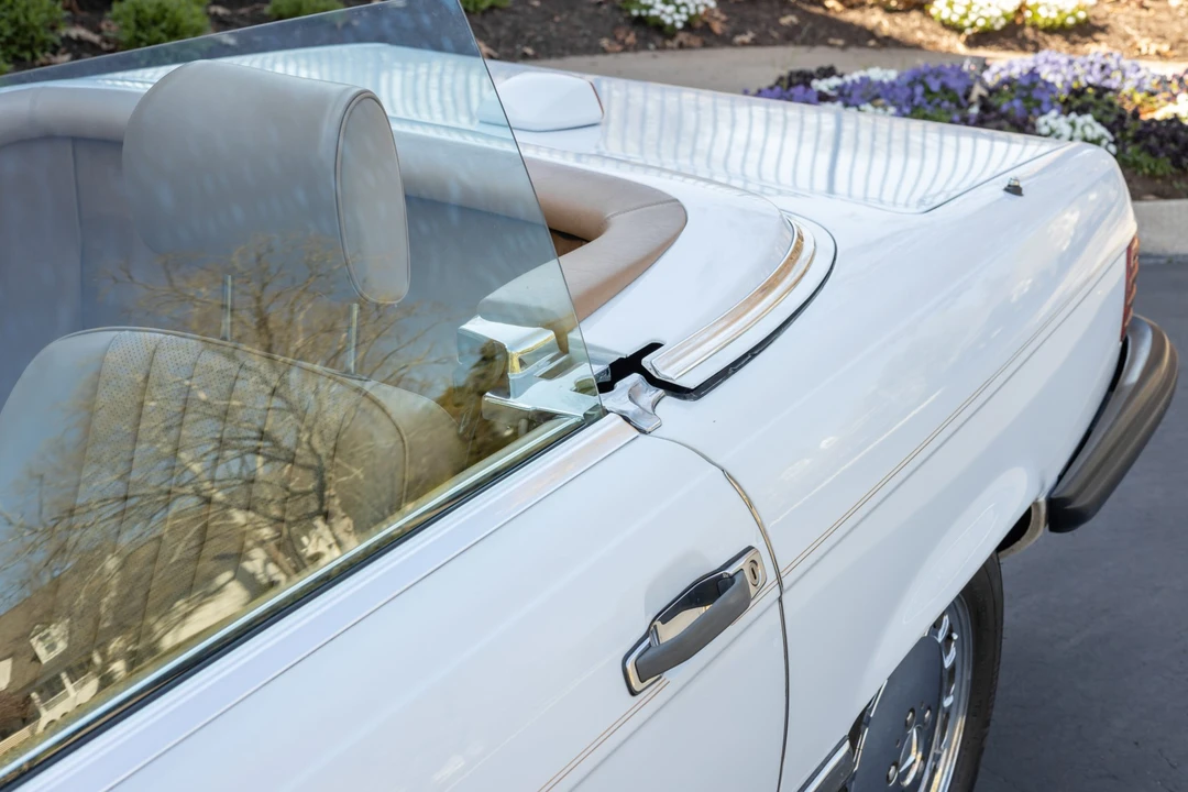 1987 Mercedes-Benz R107 SL-Class - Image 27 of 31