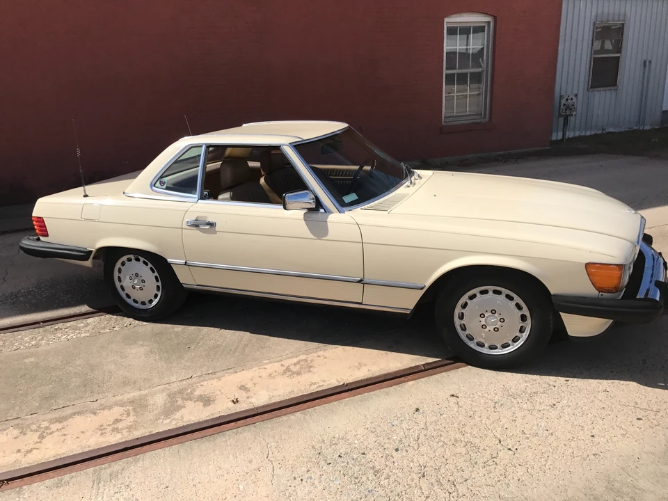 1987 Mercedes-Benz R107 SL-Class - Image 3 of 31