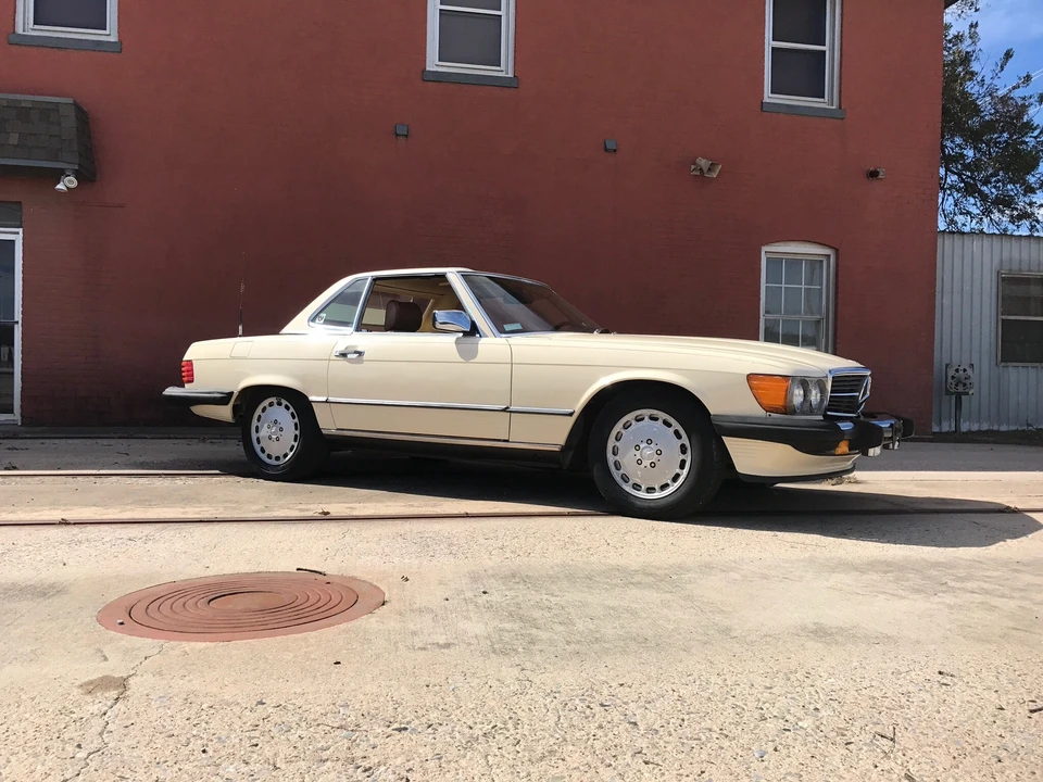 1987 Mercedes-Benz R107 SL-Class - Image 4 of 31