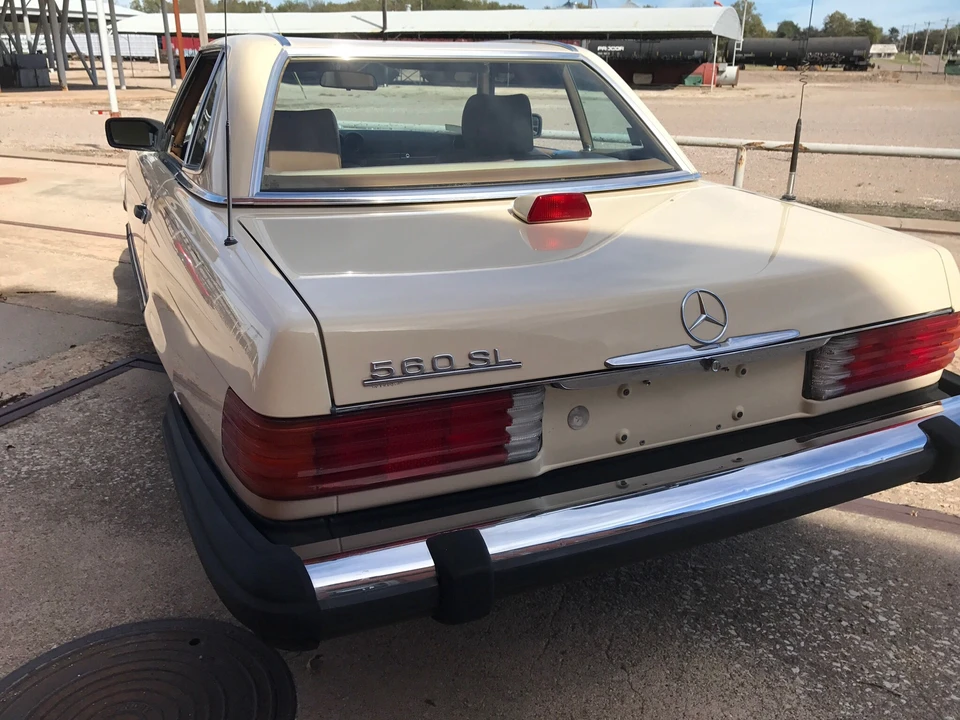 1987 Mercedes-Benz R107 SL-Class - Image 23 of 31