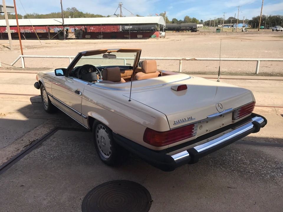 1987 Mercedes-Benz R107 SL-Class - Image 25 of 31