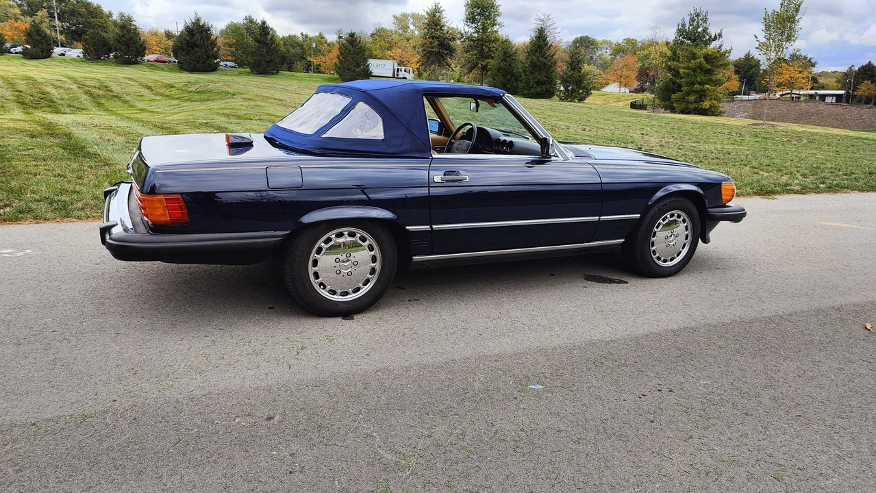 1987 Mercedes-Benz R107 SL-Class - Image 28 of 31