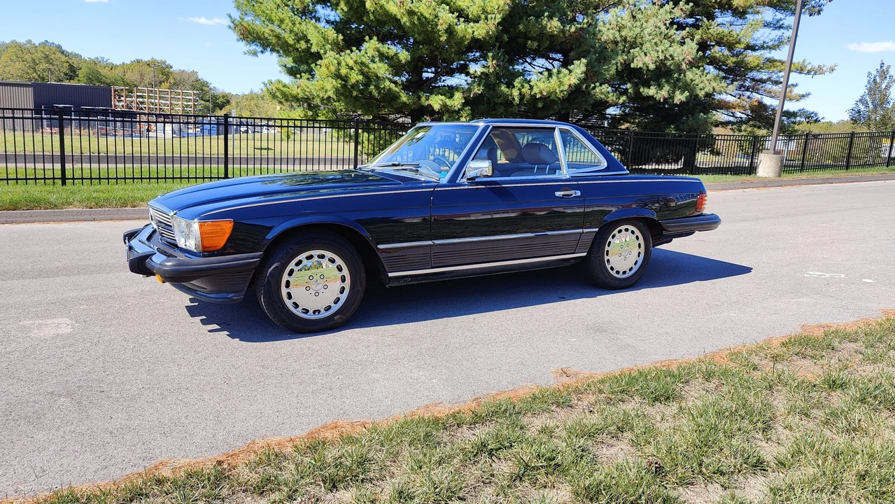 1987 Mercedes-Benz R107 SL-Class - Image 11 of 31