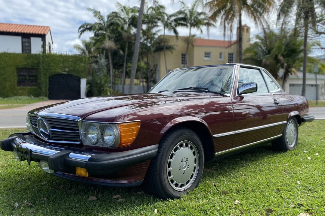 1987 Mercedes-Benz R107 SL-Class - Image 2 of 31