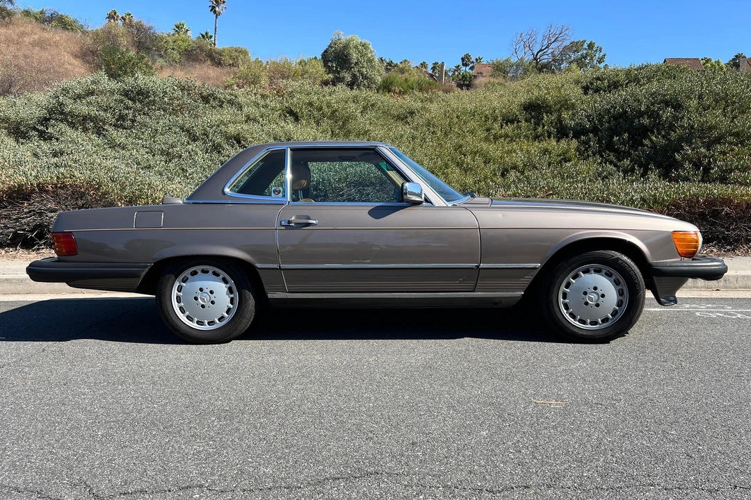 1987 Mercedes-Benz R107 SL-Class - Image 3 of 31