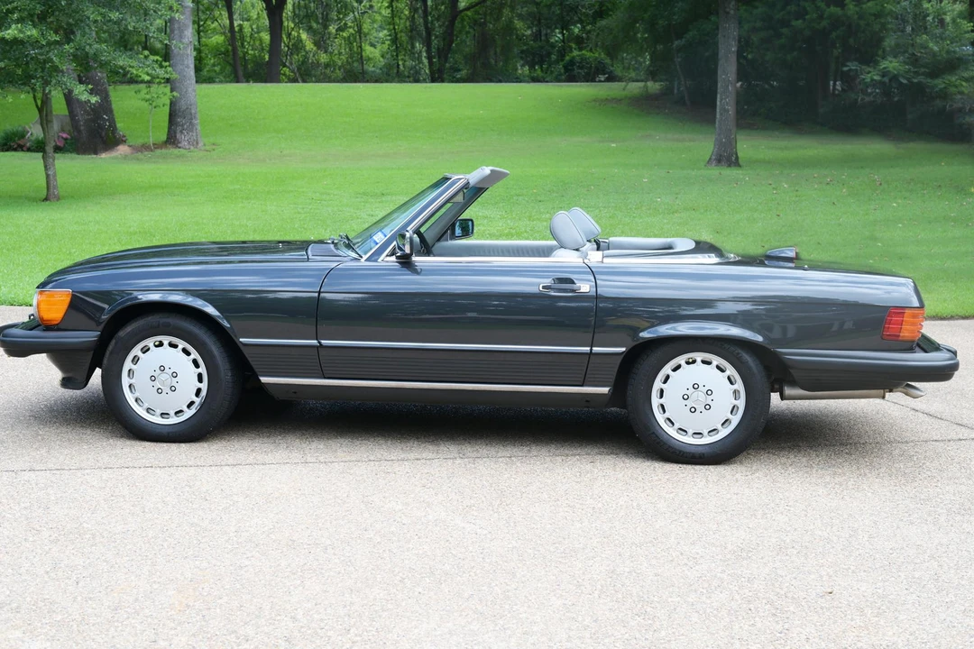 1987 Mercedes-Benz R107 SL-Class - Image 14 of 31