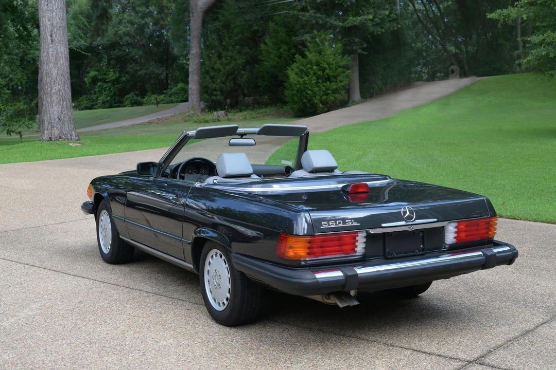 1987 Mercedes-Benz R107 SL-Class - Image 10 of 31