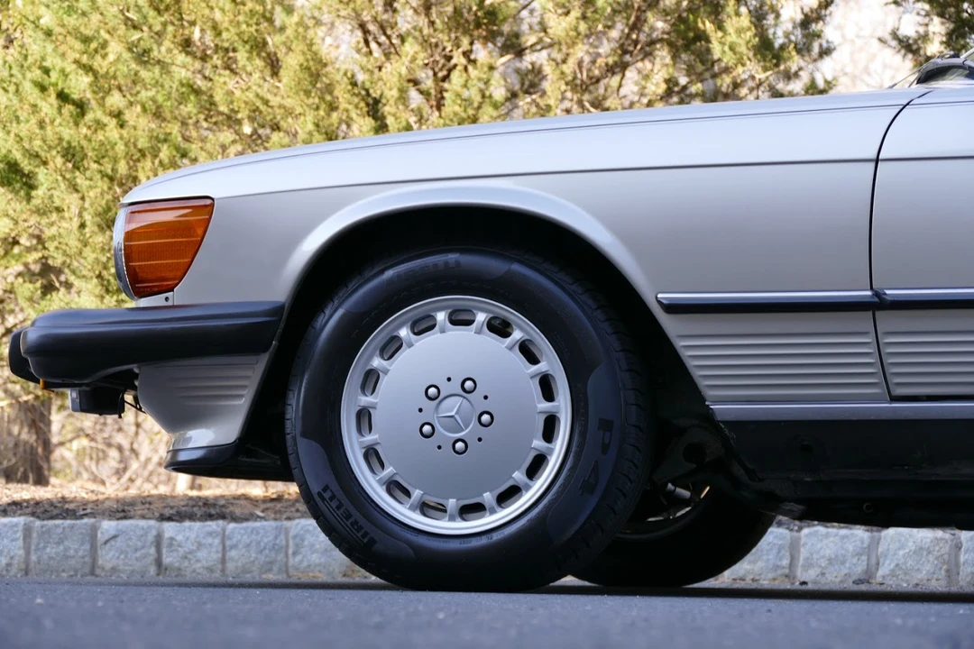 1987 Mercedes-Benz R107 SL-Class - Image 31 of 31