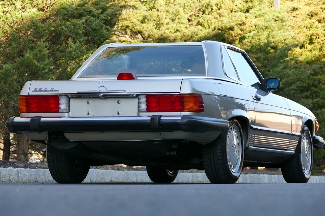 1987 Mercedes-Benz R107 SL-Class - Image 13 of 31