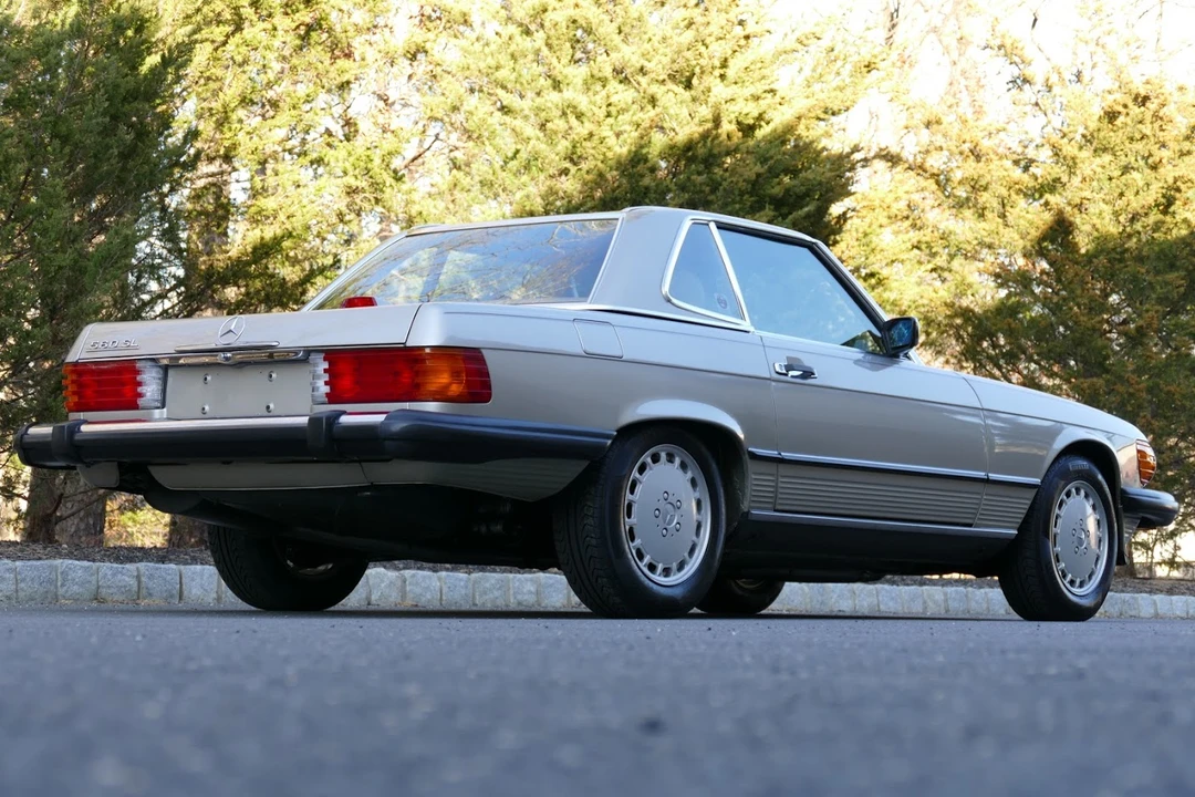 1987 Mercedes-Benz R107 SL-Class - Image 14 of 31