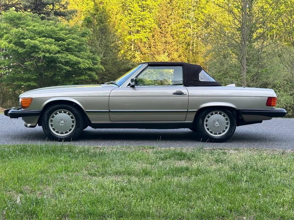1987 Mercedes-Benz R107 SL-Class - Image 22 of 31