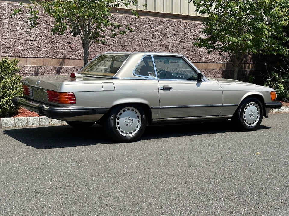 1987 Mercedes-Benz R107 SL-Class - Image 30 of 31