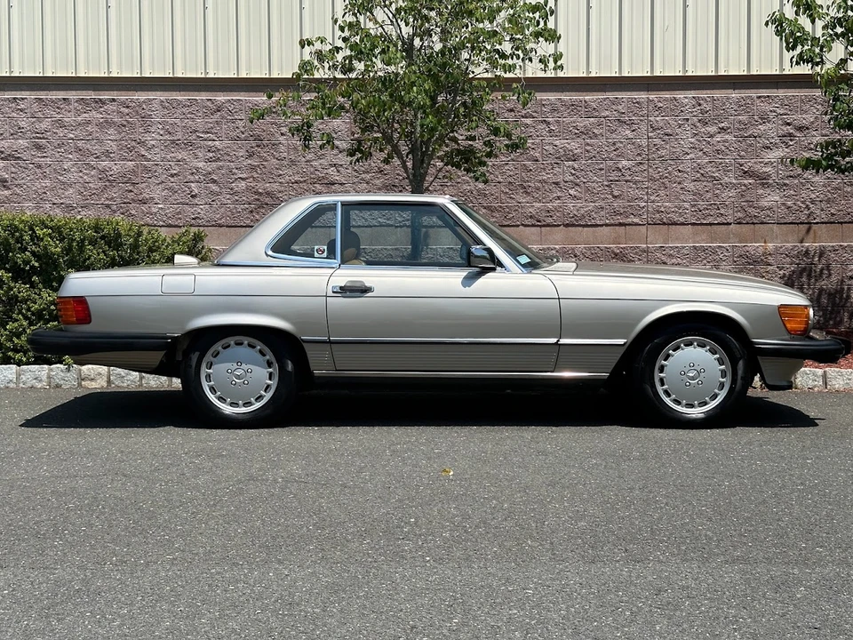 1987 Mercedes-Benz R107 SL-Class - Image 29 of 31