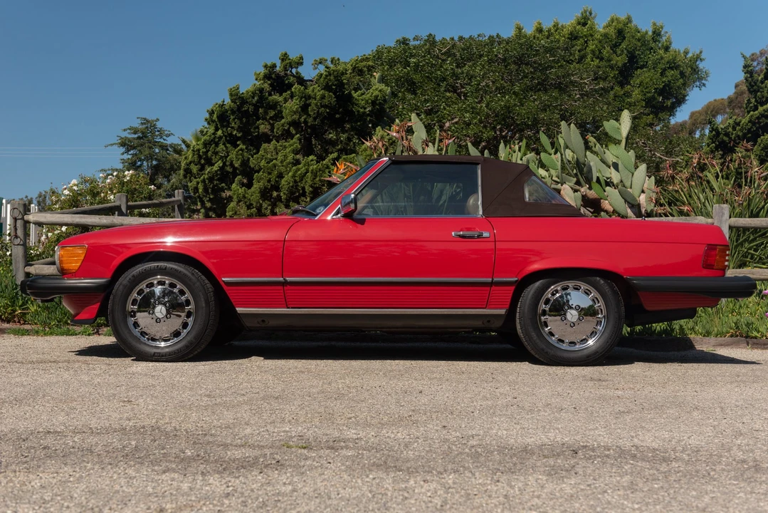 1987 Mercedes-Benz R107 SL-Class - Image 16 of 31