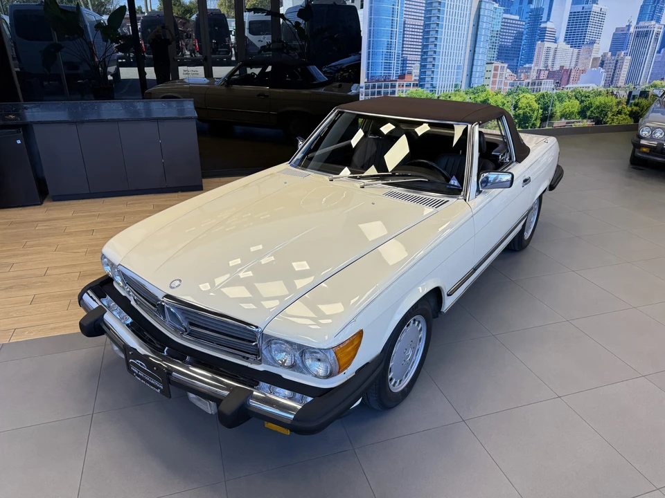 1987 Mercedes-Benz R107 SL-Class - Image 3 of 31