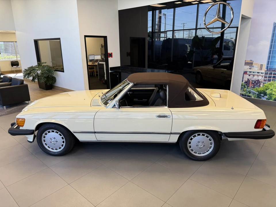 1987 Mercedes-Benz R107 SL-Class - Image 21 of 31