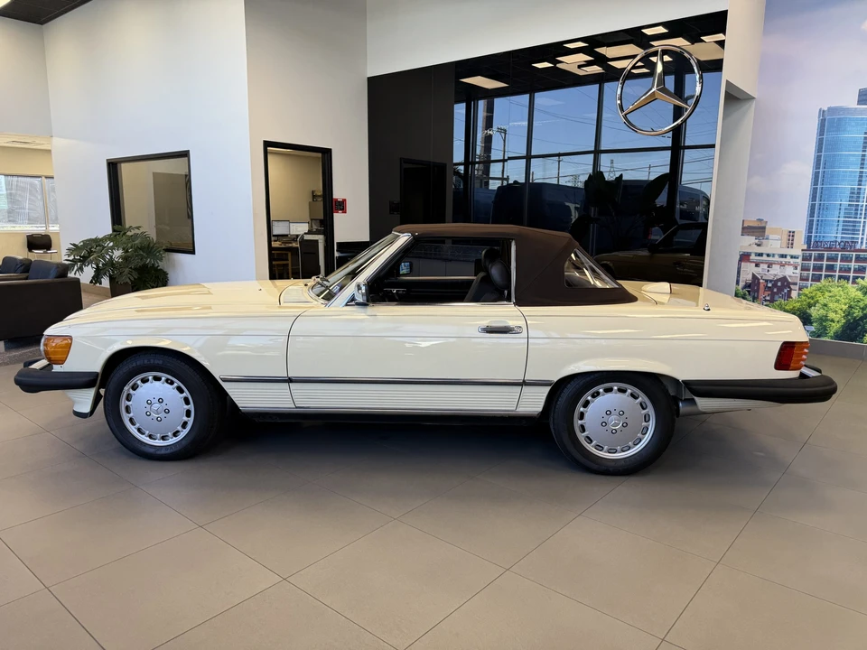1987 Mercedes-Benz R107 SL-Class - Image 22 of 31