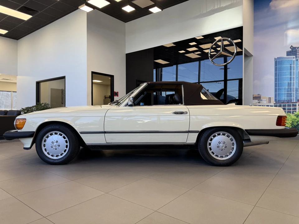 1987 Mercedes-Benz R107 SL-Class - Image 23 of 31