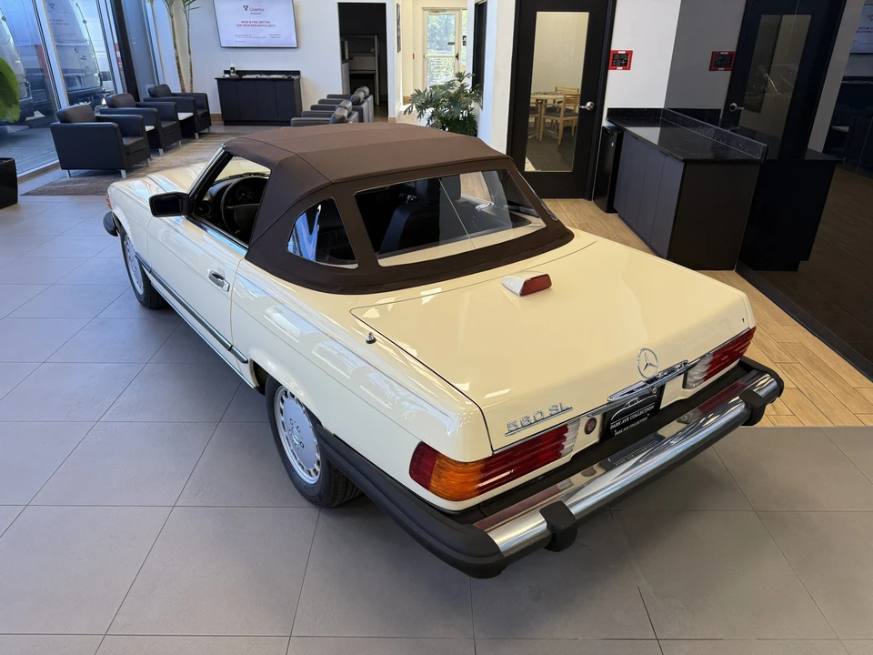 1987 Mercedes-Benz R107 SL-Class - Image 20 of 31