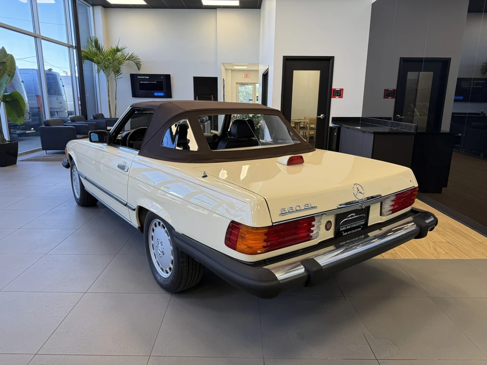 1987 Mercedes-Benz R107 SL-Class - Image 19 of 31