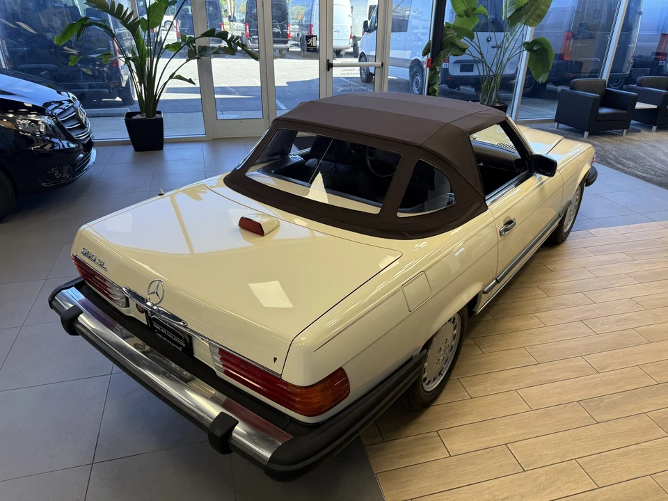 1987 Mercedes-Benz R107 SL-Class - Image 13 of 31