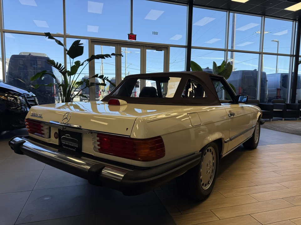 1987 Mercedes-Benz R107 SL-Class - Image 14 of 31
