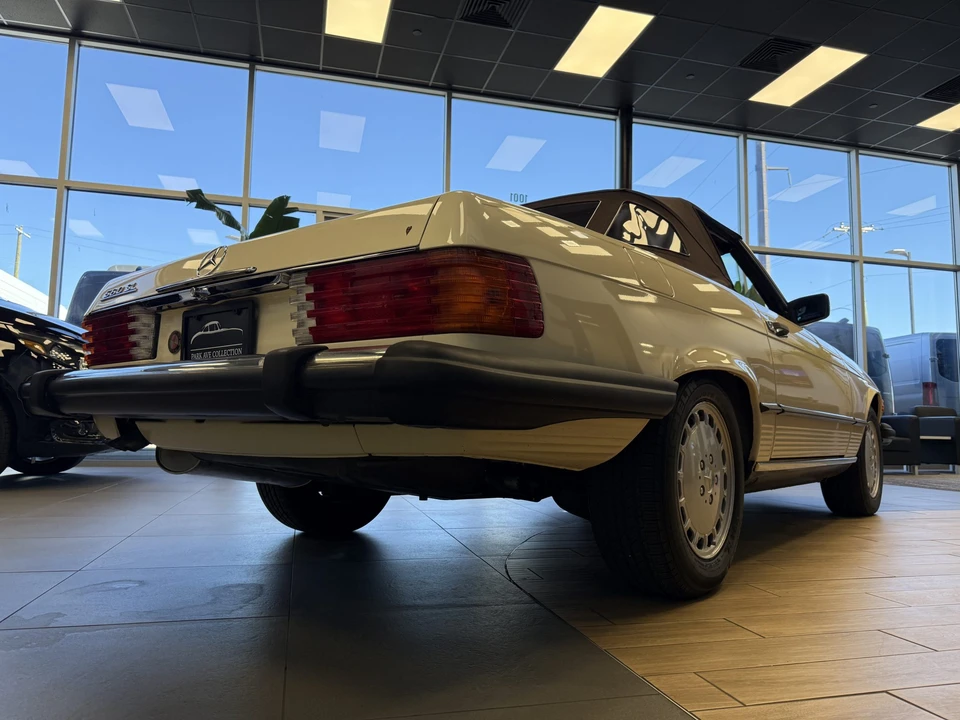 1987 Mercedes-Benz R107 SL-Class - Image 15 of 31