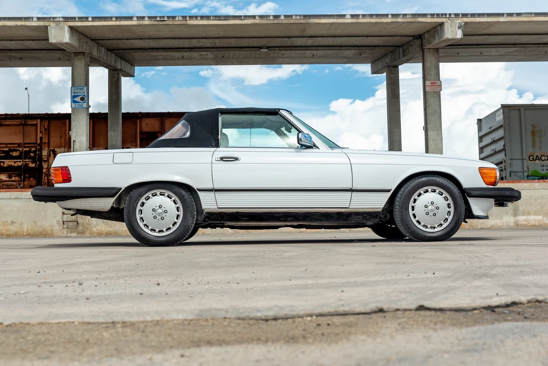 1987 Mercedes-Benz R107 SL-Class - Image 12 of 31