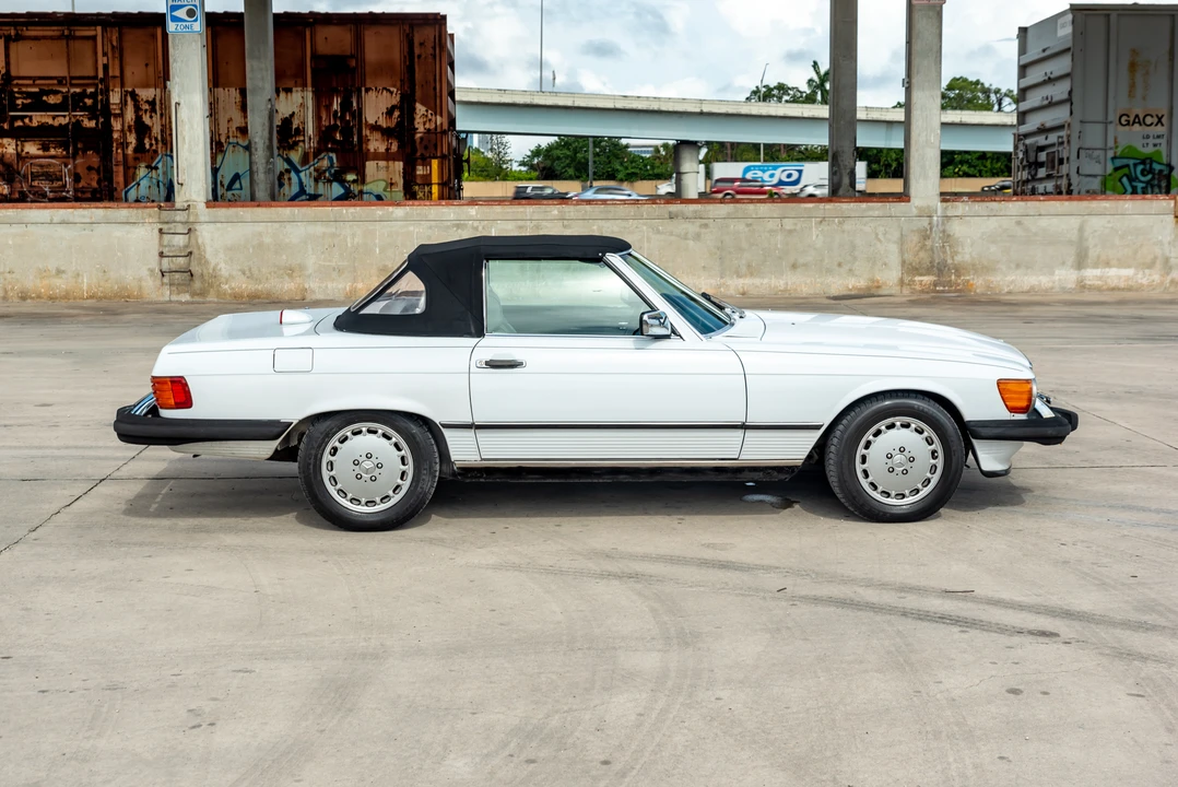 1987 Mercedes-Benz R107 SL-Class - Image 14 of 31