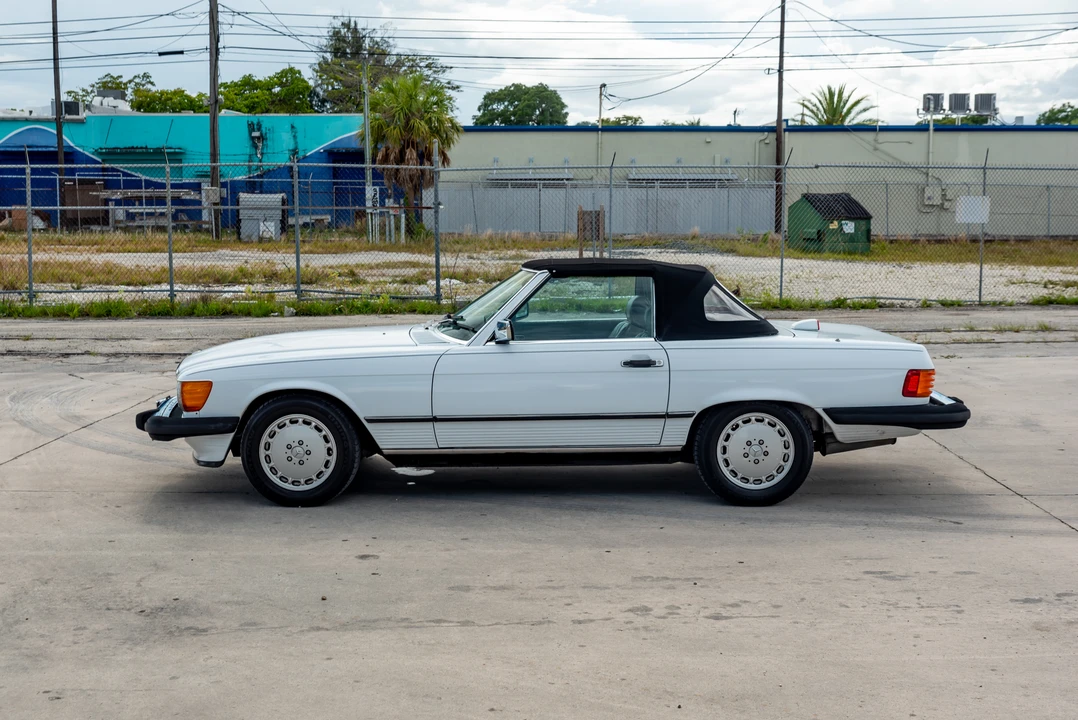 1987 Mercedes-Benz R107 SL-Class - Image 27 of 31