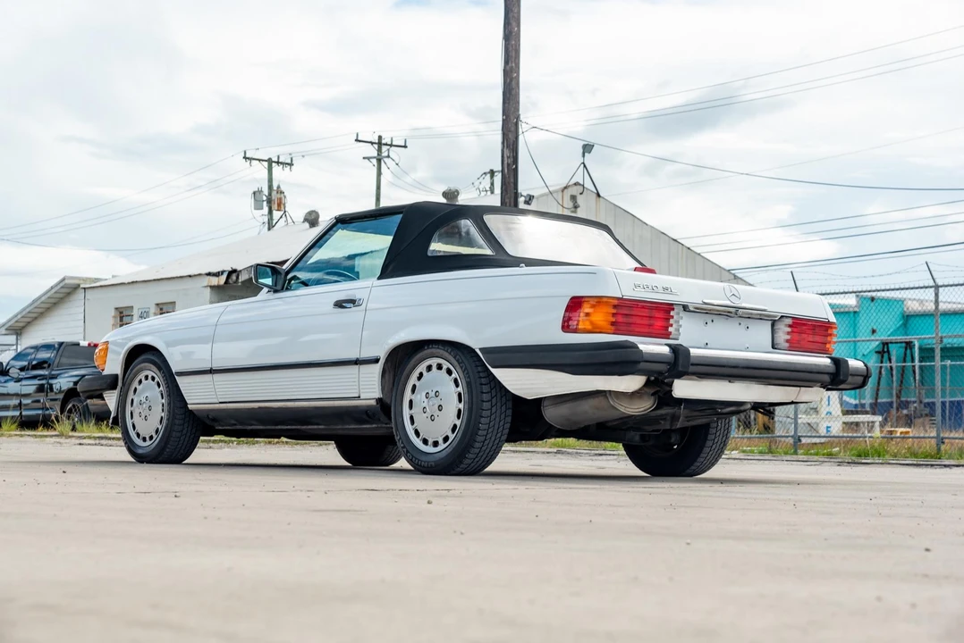 1987 Mercedes-Benz R107 SL-Class - Image 21 of 31