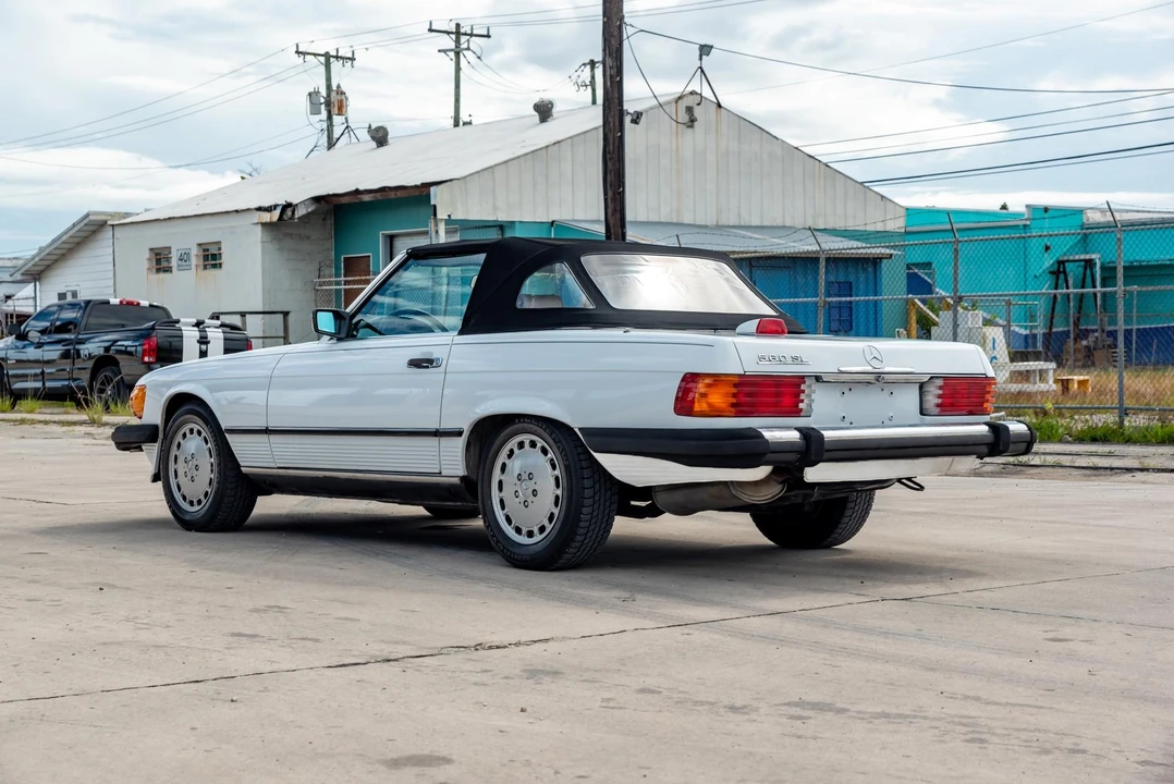 1987 Mercedes-Benz R107 SL-Class - Image 23 of 31