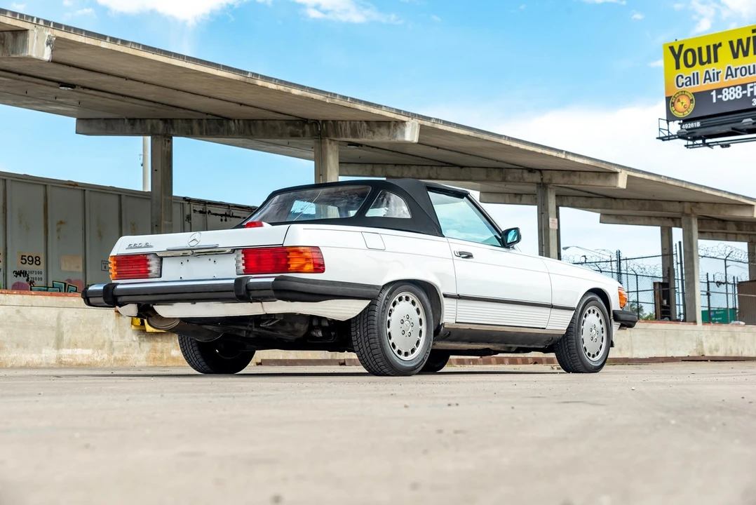 1987 Mercedes-Benz R107 SL-Class - Image 15 of 31