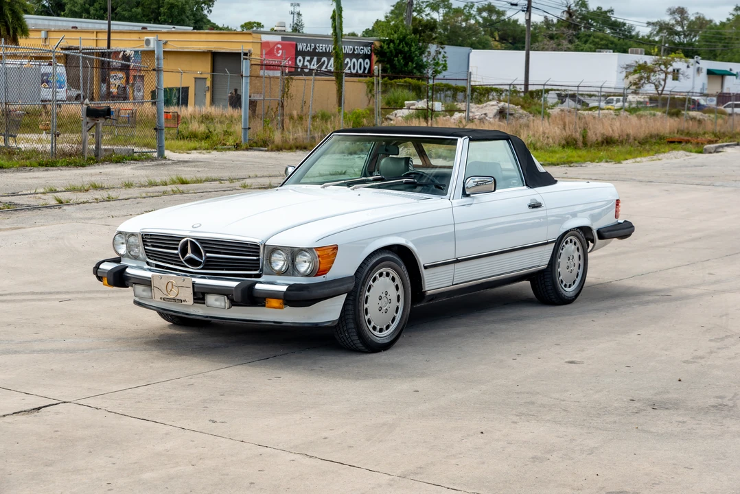 1987 Mercedes-Benz R107 SL-Class - Image 4 of 31