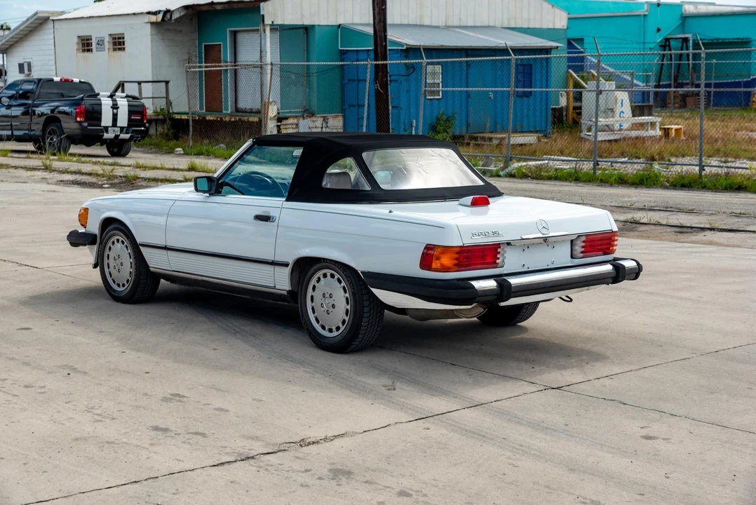 1987 Mercedes-Benz R107 SL-Class - Image 22 of 31