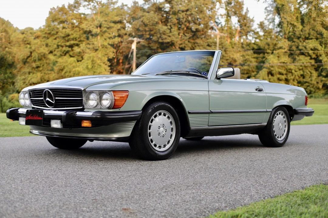 1987 Mercedes-Benz R107 SL-Class - Image 2 of 31