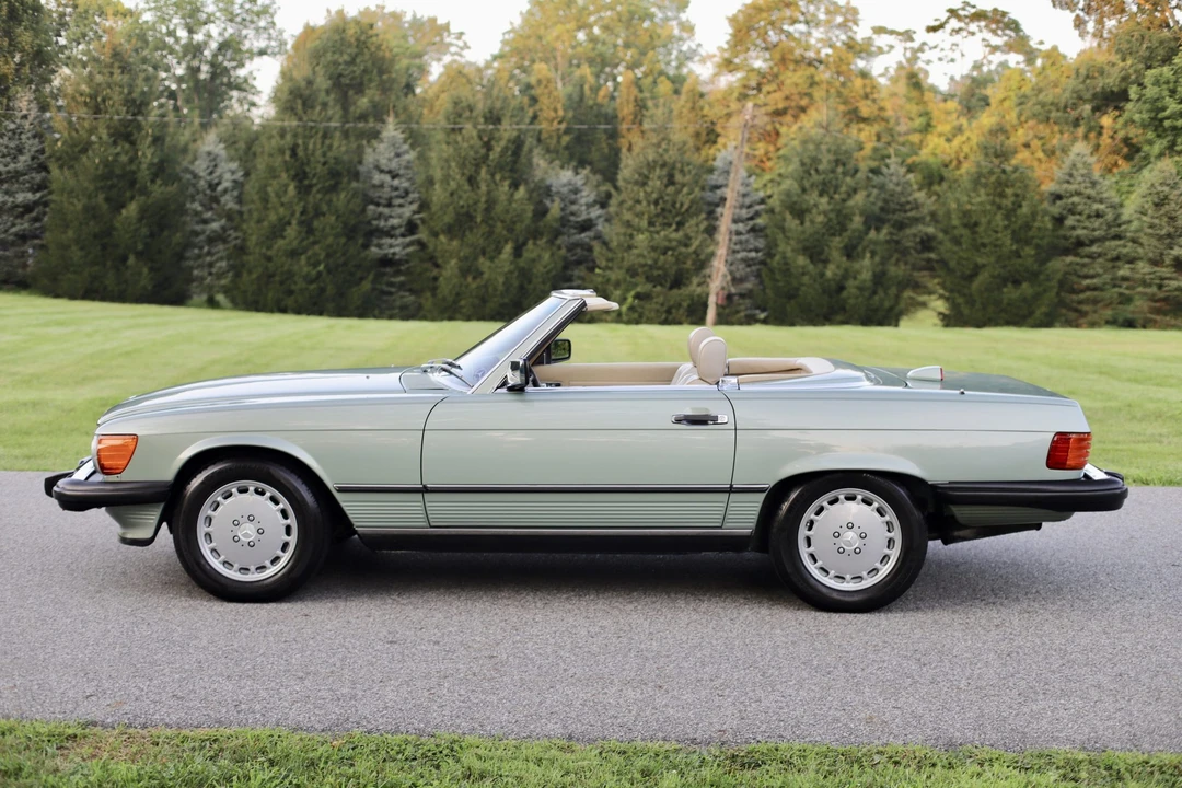 1987 Mercedes-Benz R107 SL-Class - Image 25 of 31