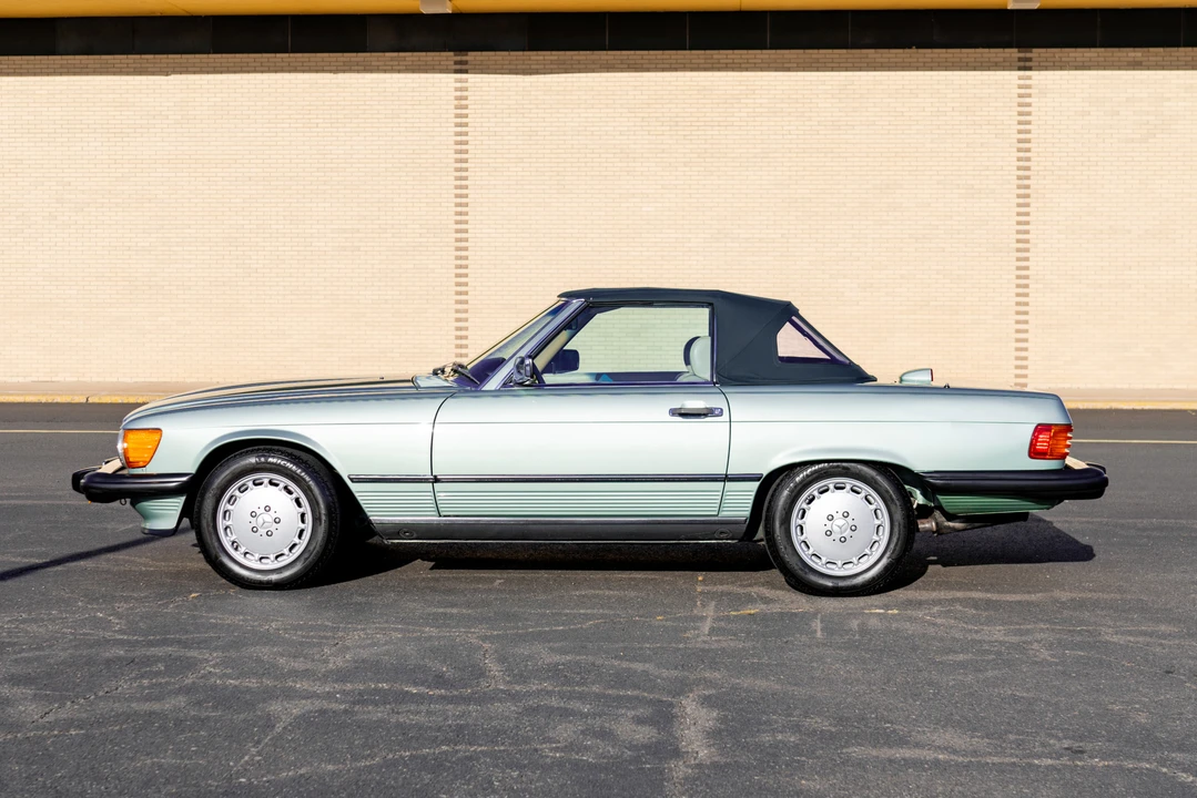1987 Mercedes-Benz R107 SL-Class - Image 11 of 31