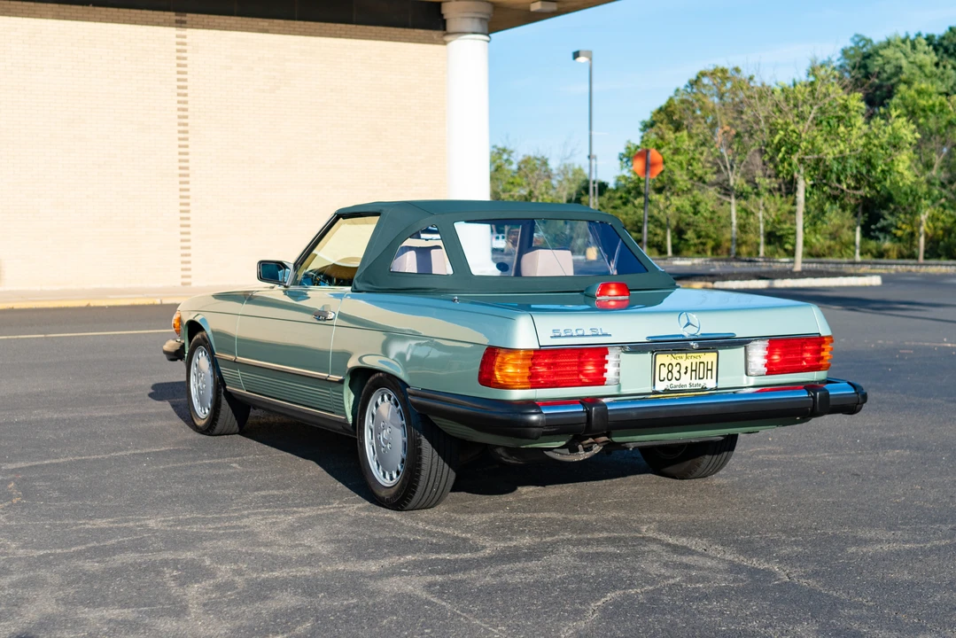 1987 Mercedes-Benz R107 SL-Class - Image 13 of 31