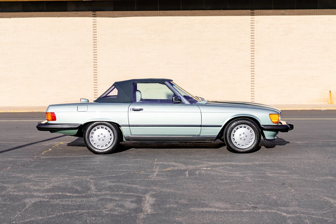 1987 Mercedes-Benz R107 SL-Class - Image 18 of 31