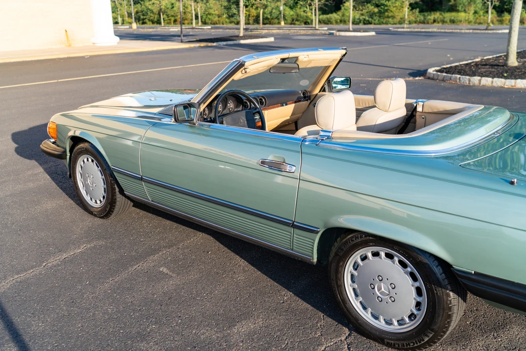 1987 Mercedes-Benz R107 SL-Class - Image 26 of 31