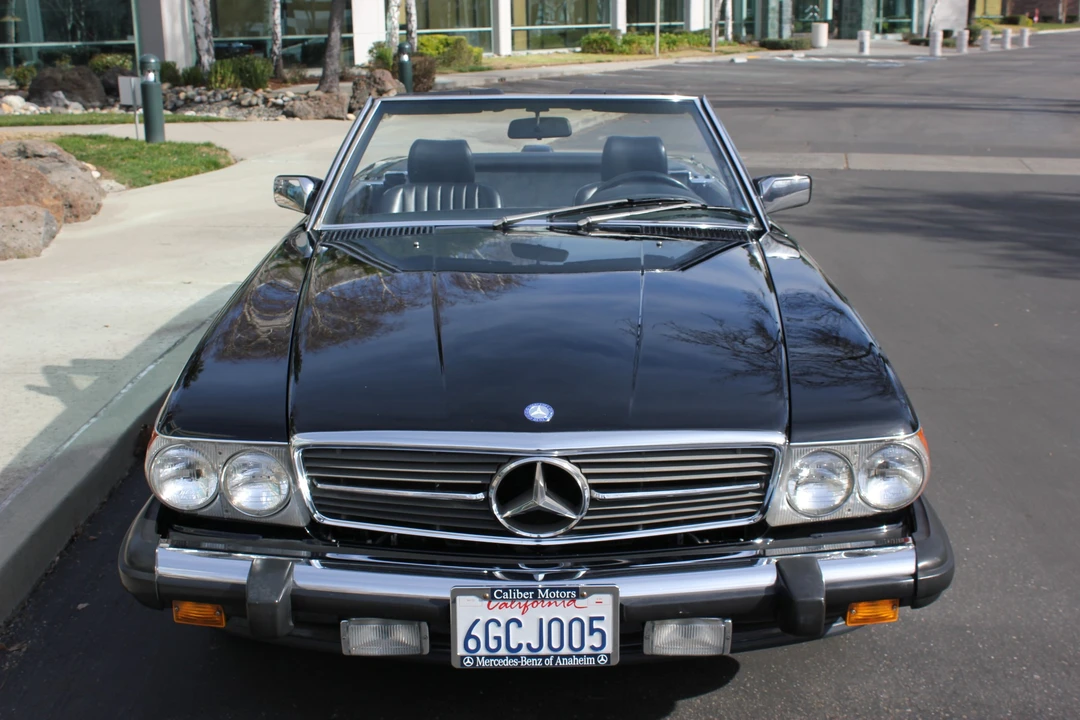 1987 Mercedes-Benz R107 SL-Class - Image 2 of 31