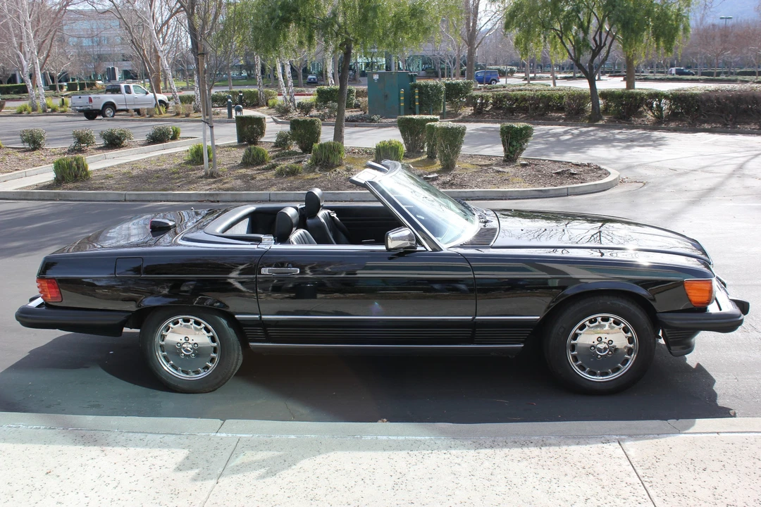 1987 Mercedes-Benz R107 SL-Class - Image 4 of 31